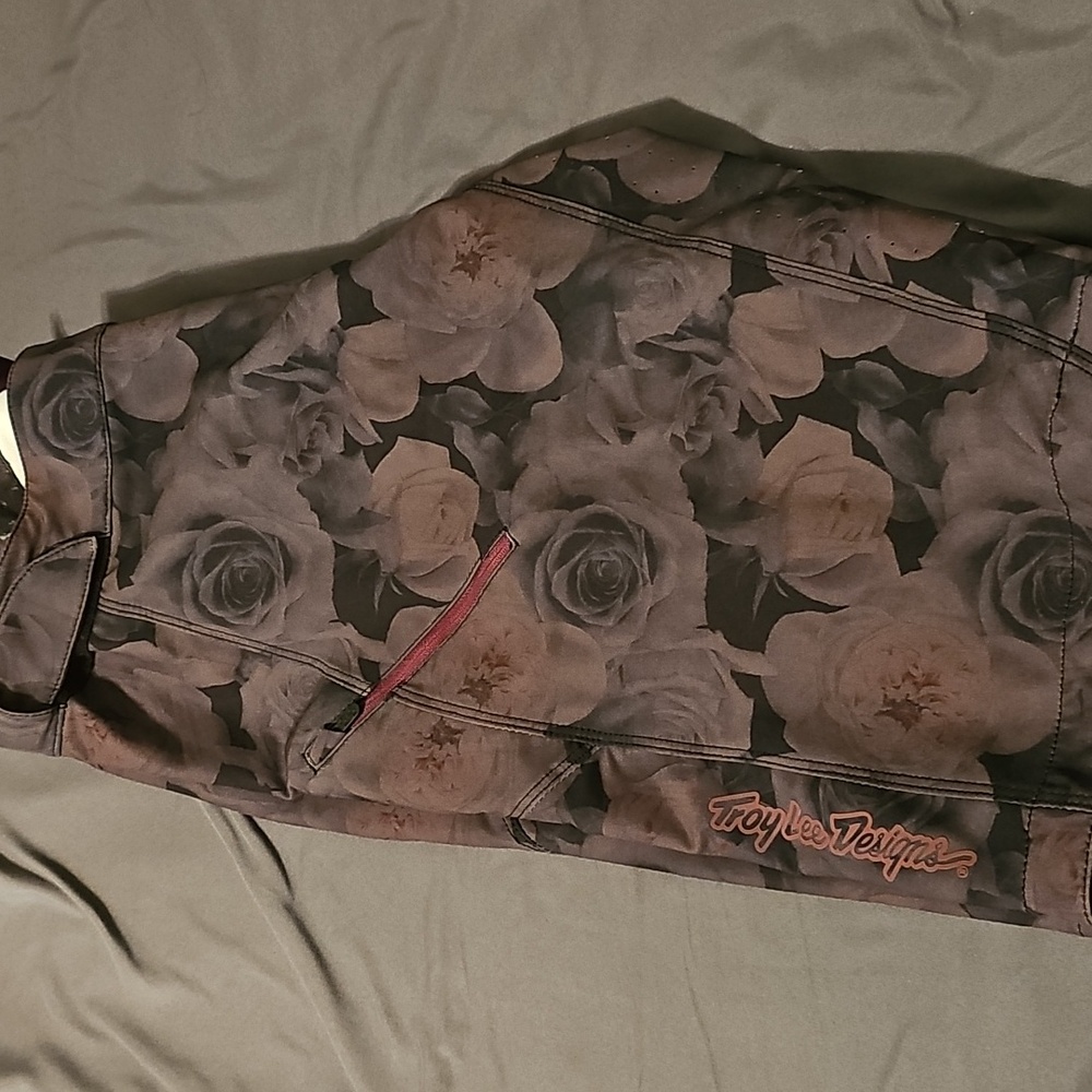Troy Lee Designs Floral Women's Shorts Size Large - Picture 11 of 11